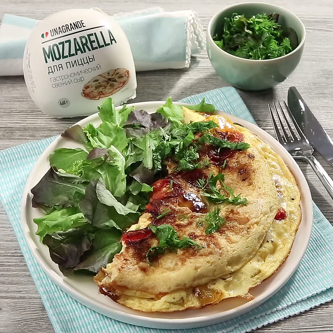 Как приготовить Омлет с моцареллой и овощами