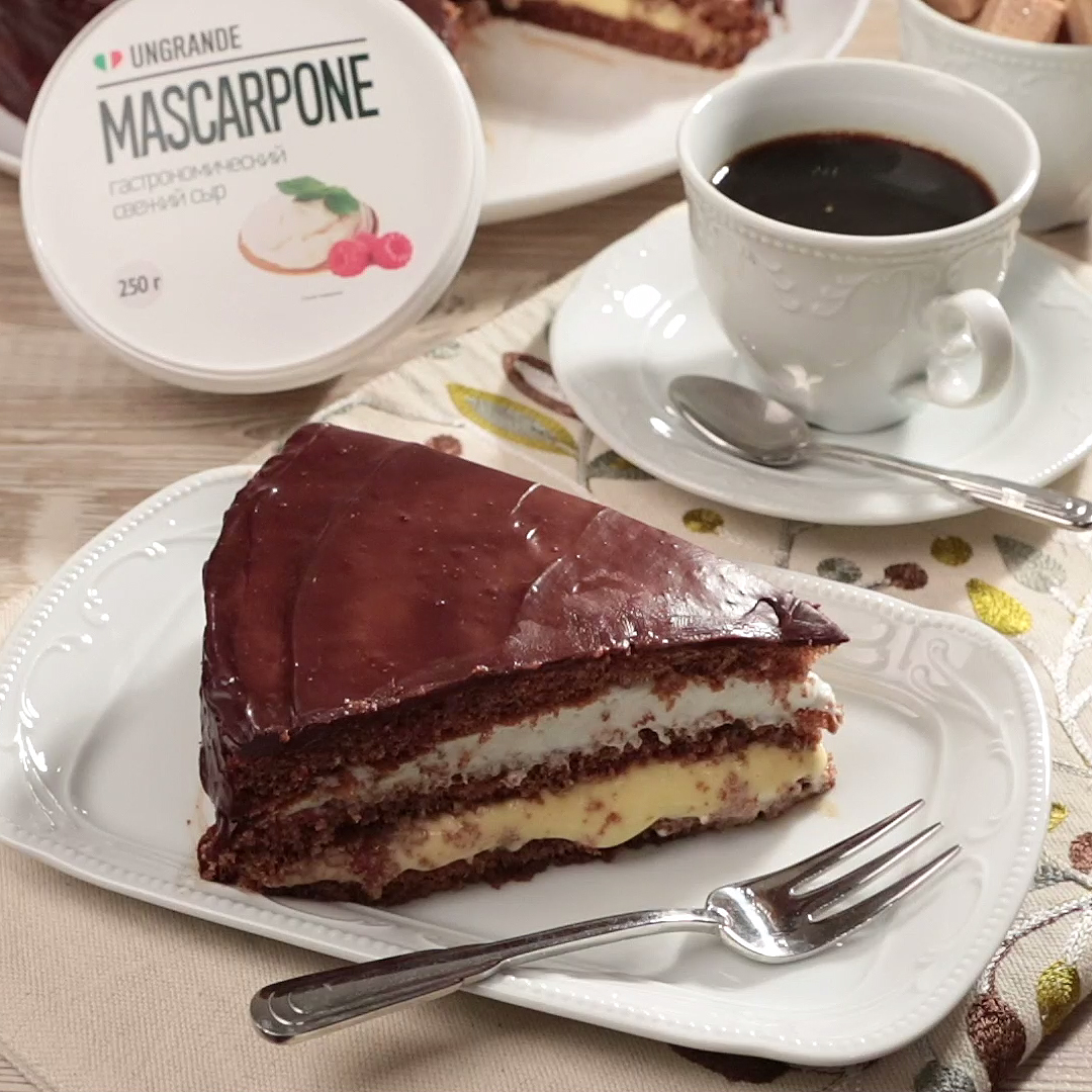 Как приготовить Шоколадный торт с маскарпоне и сливками