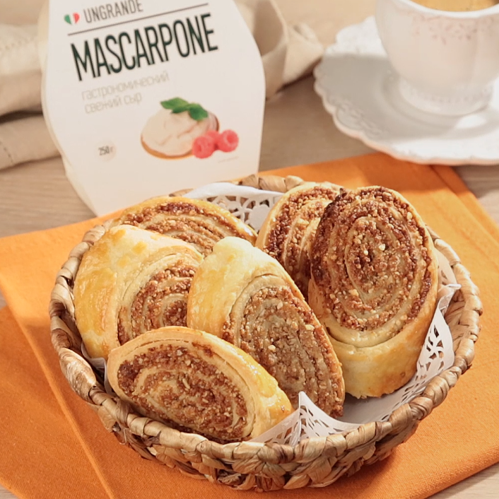 Как приготовить Ореховые рулетики с маскарпоне