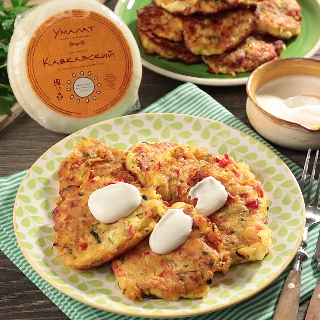 Как приготовить Драники из моркови, цукини и кавказского сыра