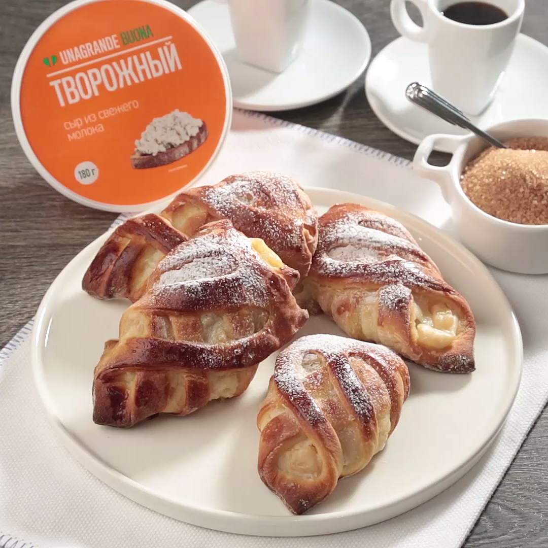 Как приготовить Плетенка с грушами и творожным сыром